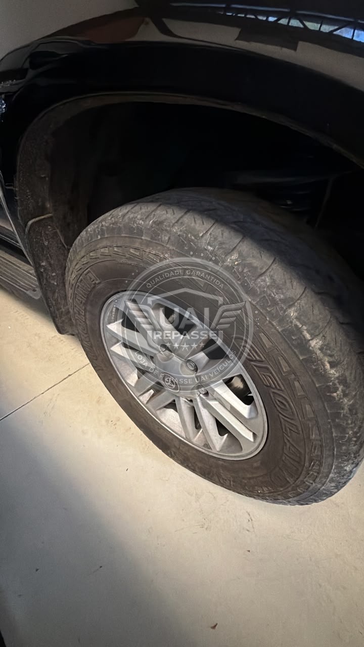 Toyota Hilux SW4 SRV foto 11