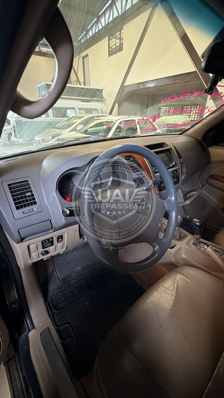 Toyota Hilux SW4 SRV foto 15
