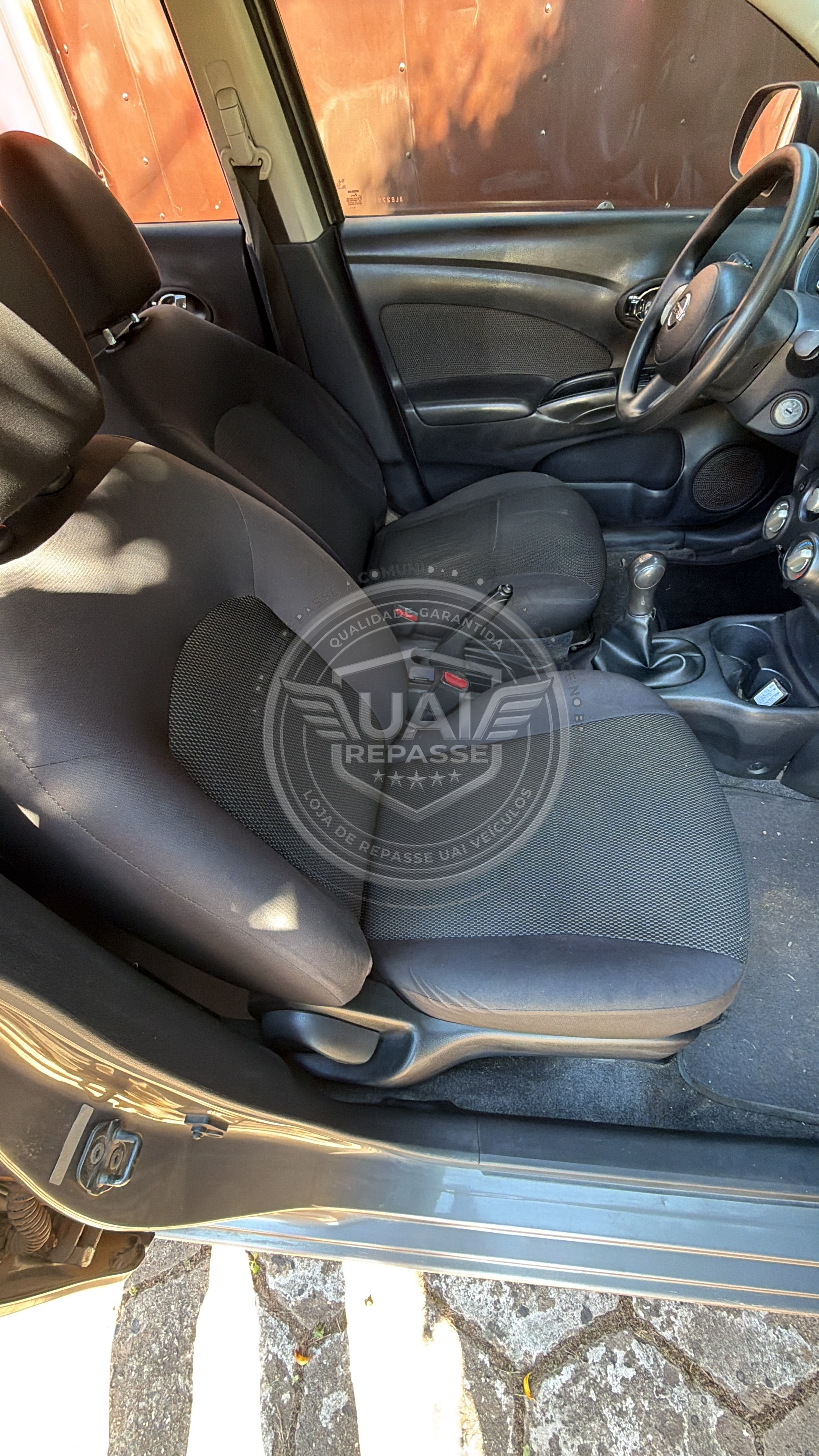 Nissan Versa foto 17