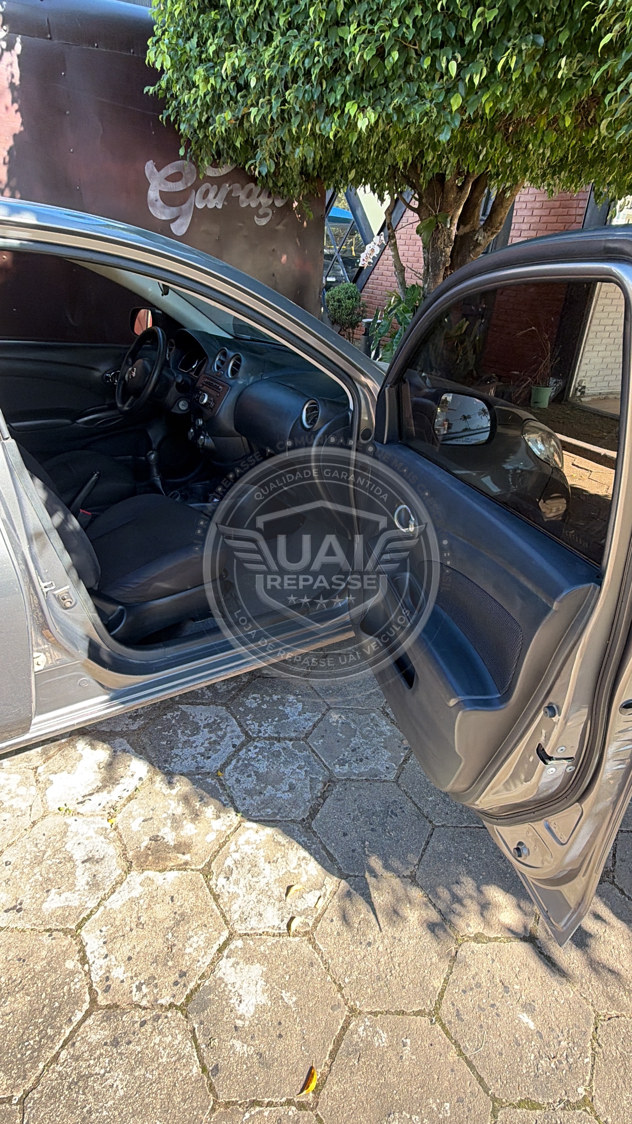 Nissan Versa foto 16
