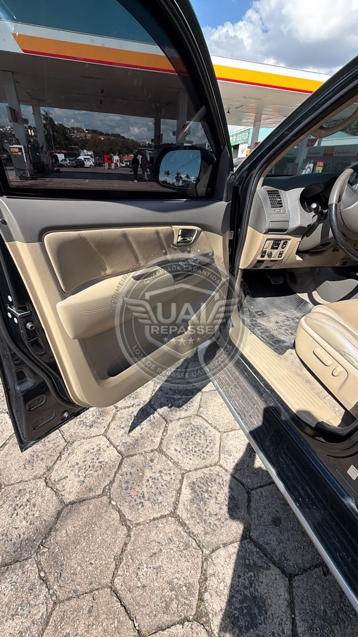 Toyota - Hilux SW4 SRV - Blindada foto 11